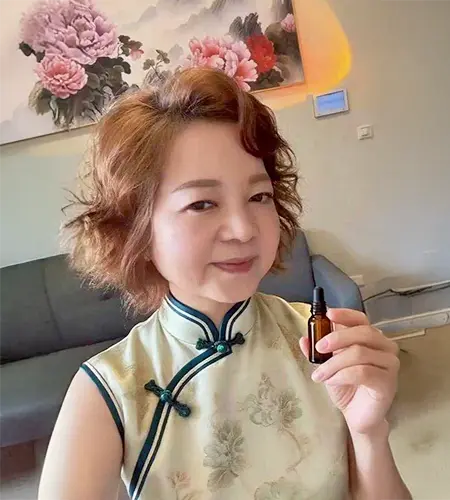 療癒系身心美學講師｜淨瑀 Emina