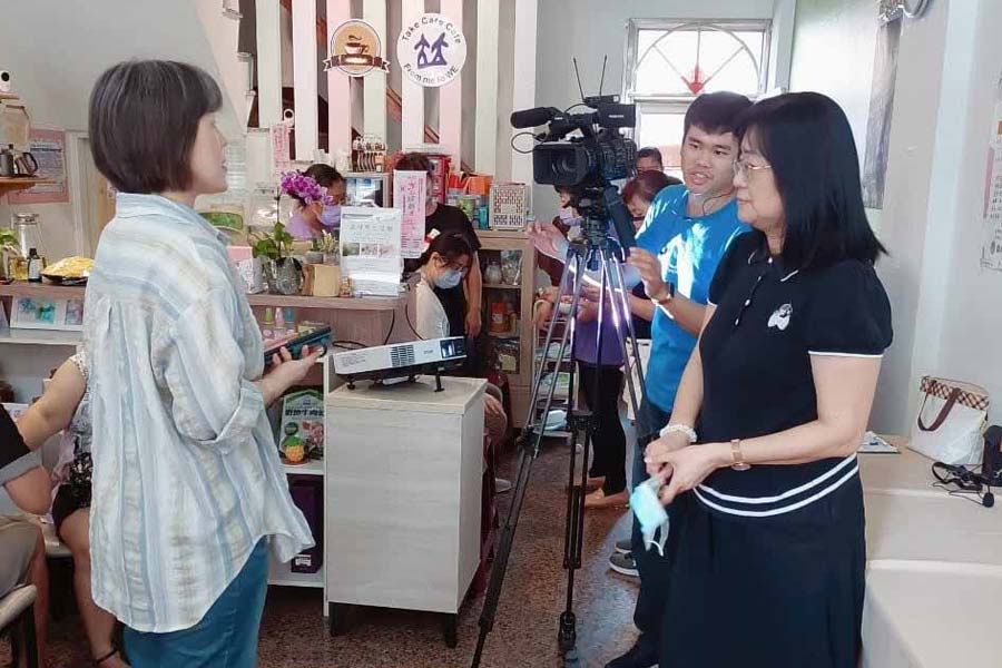 經絡按摩與芳香療法：體驗自然與身體之間的和諧對話